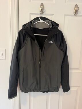 The North Face Women's Black and Gray Jacket